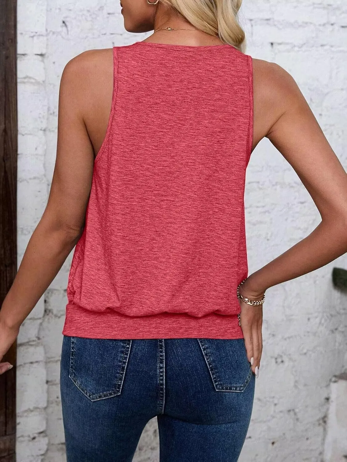 2025 Cute Womens Tank Tops Fashion Summer Clothes Casual Sleeveless V Neck Solid Color Loose Fit Basic Cami