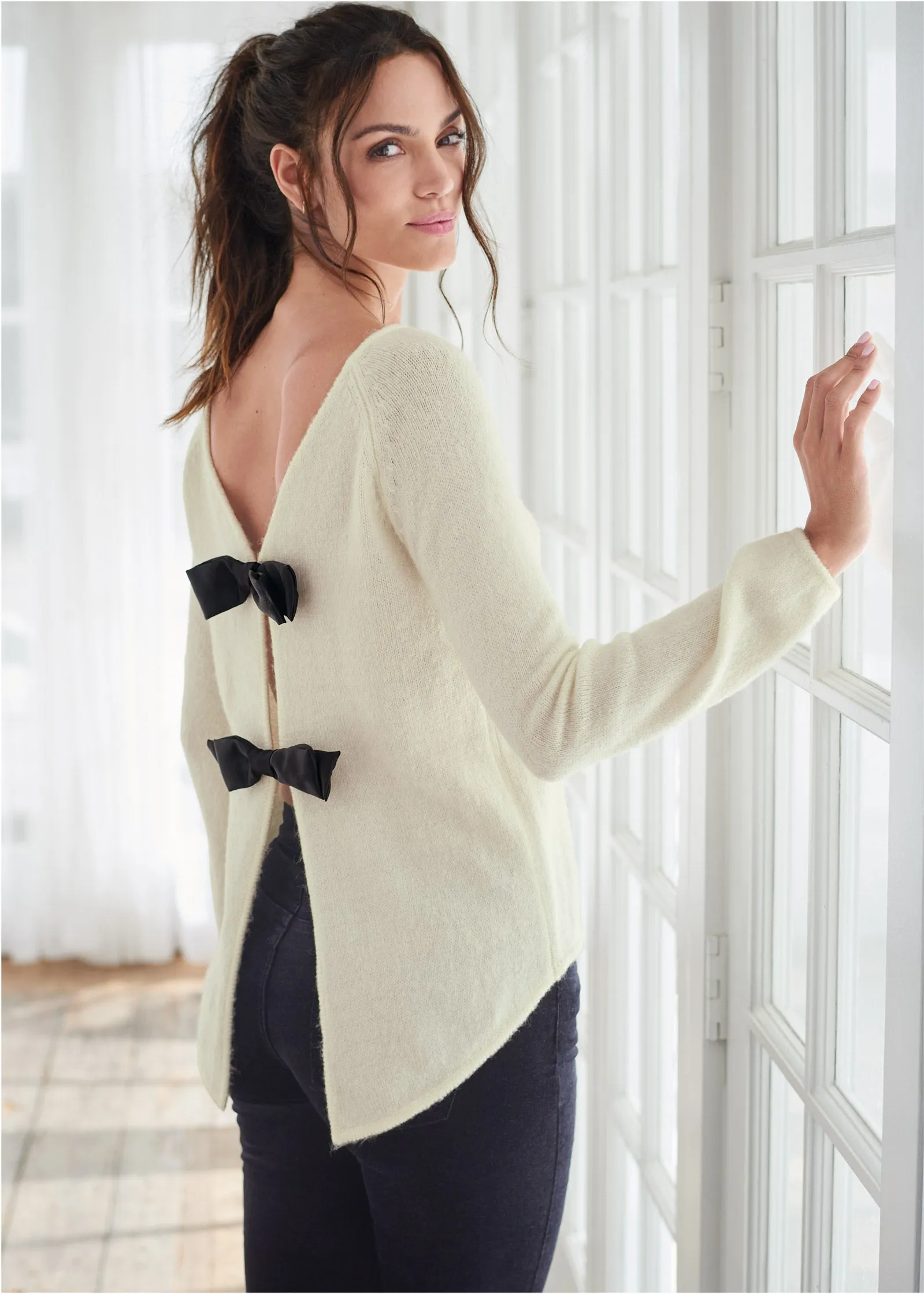 Bow Detail Sweater - Off White