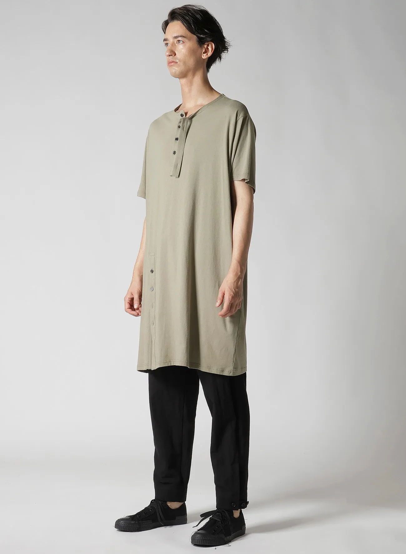 COMBED JERSEY HENRY NECK SHORT SLEEVE T