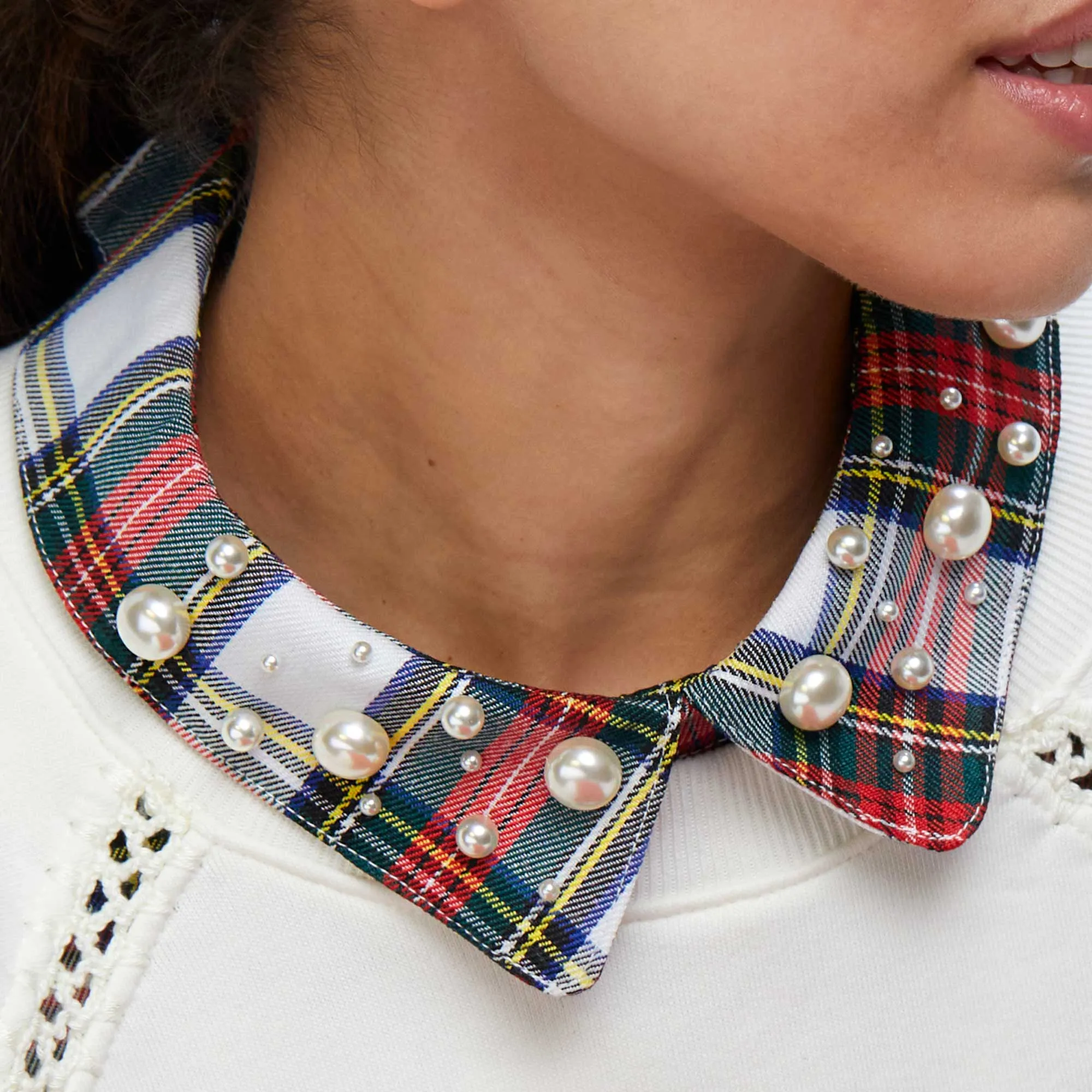 IVORY PLAID MULTI PEARL PLAID COLLAR
