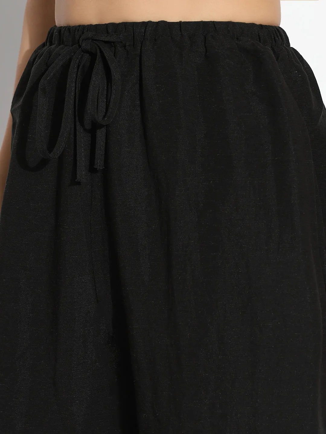 Women Black Solid Loose Fit Trousers